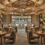 米科诺斯圣玛丽娜豪华精选度假酒店 5*